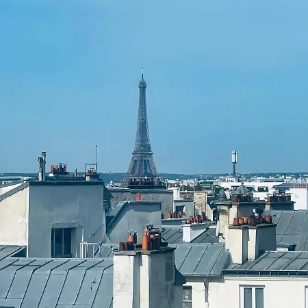 Centre Dernier Etage Vue Ascenseur *