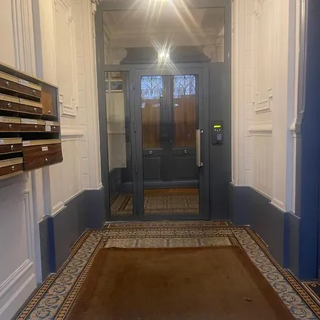 Διαμέρισμα Centre Dernier Etage Vue Ascenseur Παρίσι