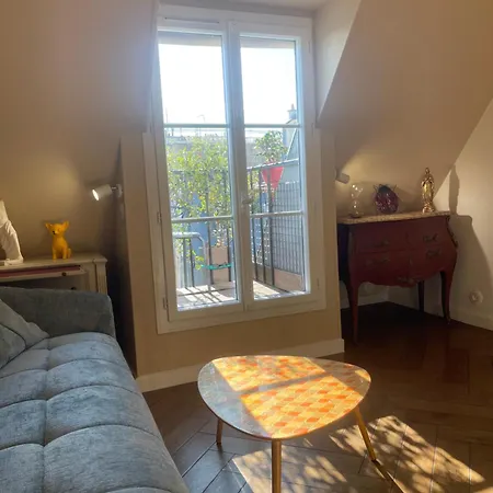Apartament Centre Dernier Etage Vue Ascenseur Paryż