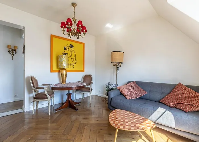 Centre Dernier Etage Vue Ascenseur Διαμέρισμα