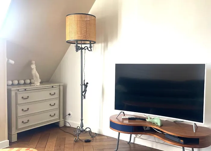 Centre Dernier Etage Vue Ascenseur Апартаменты
